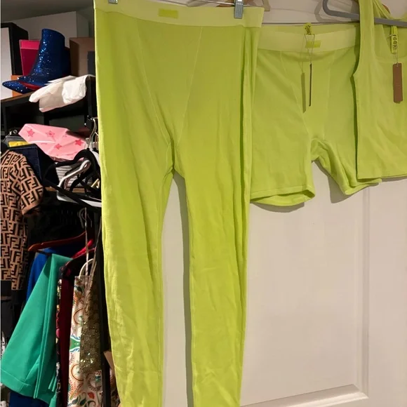 BNWT Skims Bundle of Four (4) Cotton Rib Pieces Daffodil Sets M - Picture 8 of 16